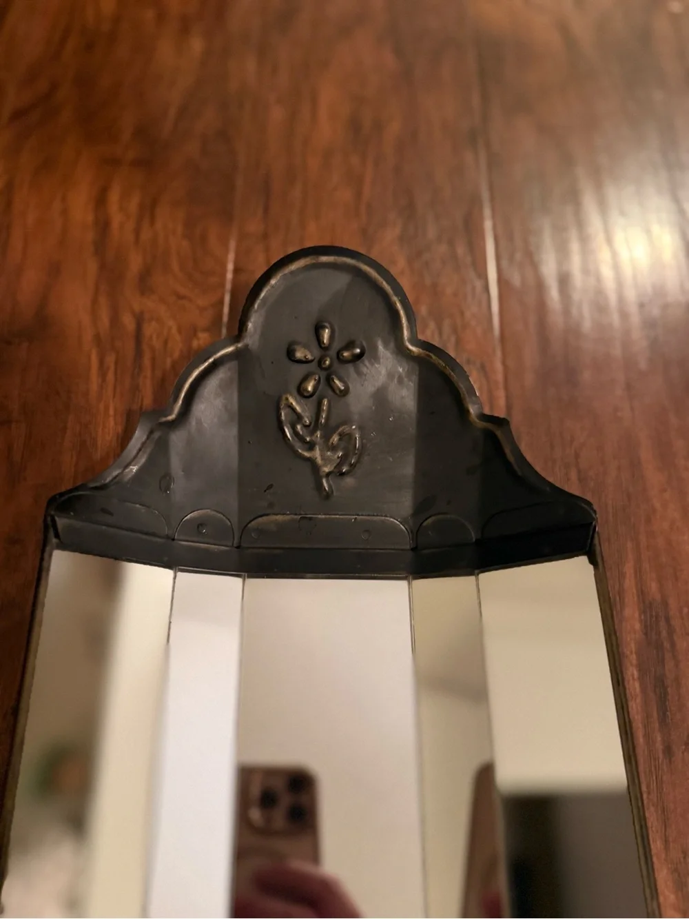 Vintage Home Interiors 5-Panel Mirrored Metal Wall Candle Sconce